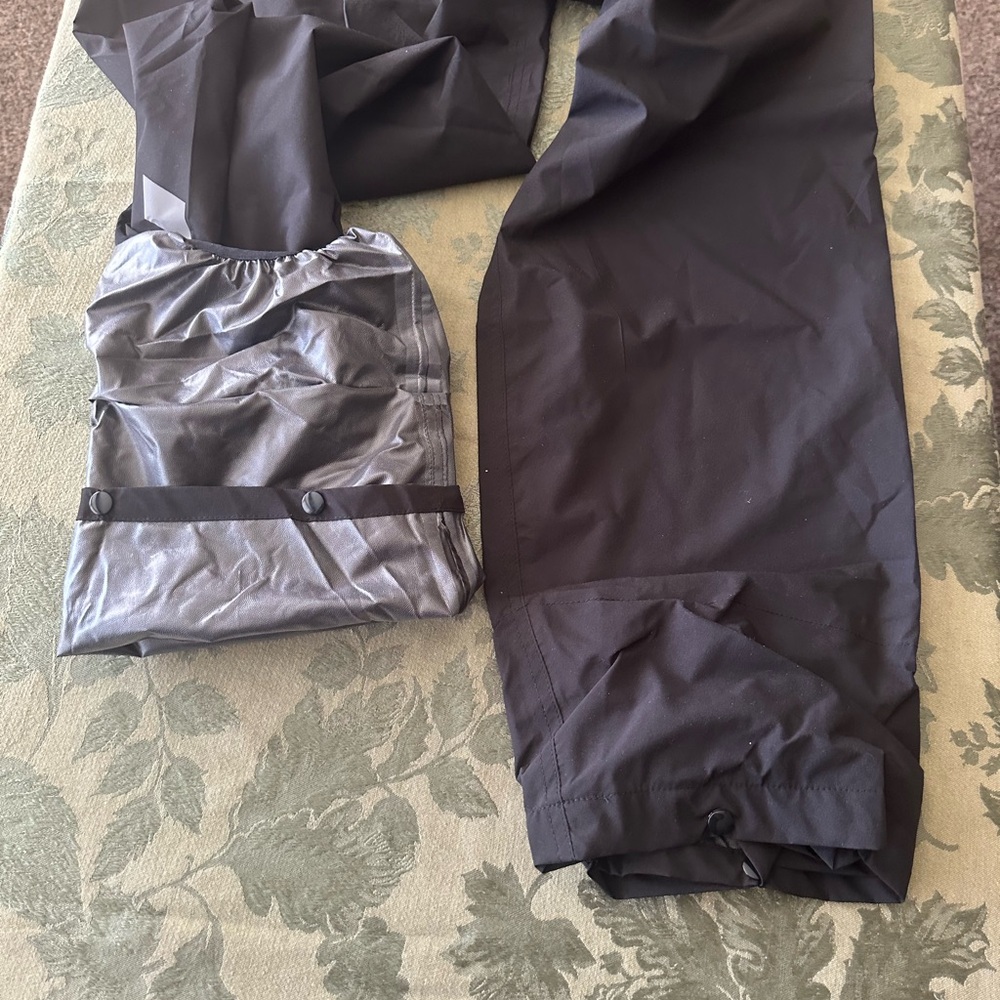 Lightweight rain pants - Picture 4 of 7